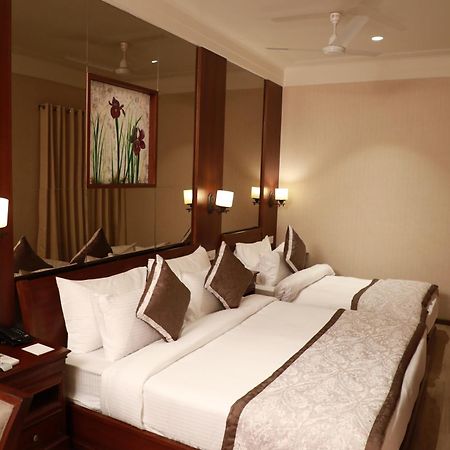 Hotel Golden Tower Near Heritage Street Amritsar Eksteriør billede